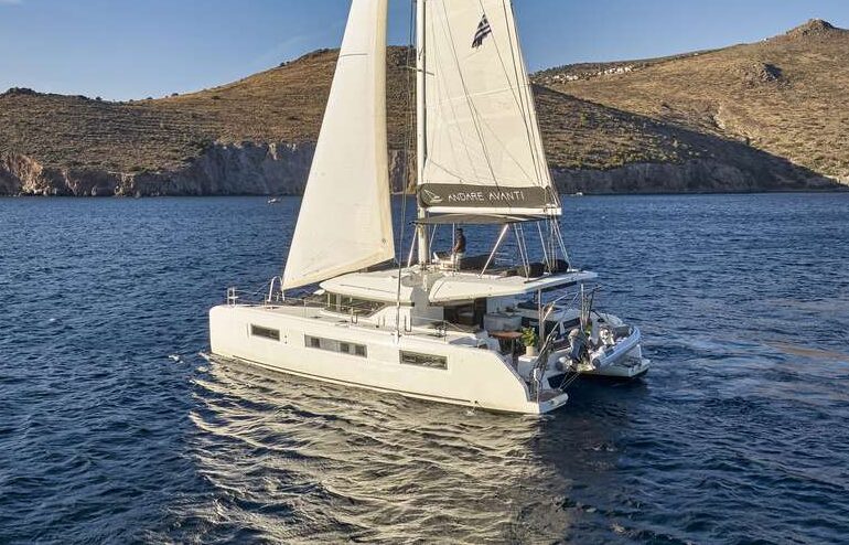 Athens Diamond Cruises Luxury Yacht Charter in Greece