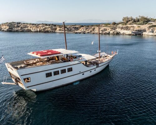 Athens Diamond Cruises Luxury Yacht Charter in Greece