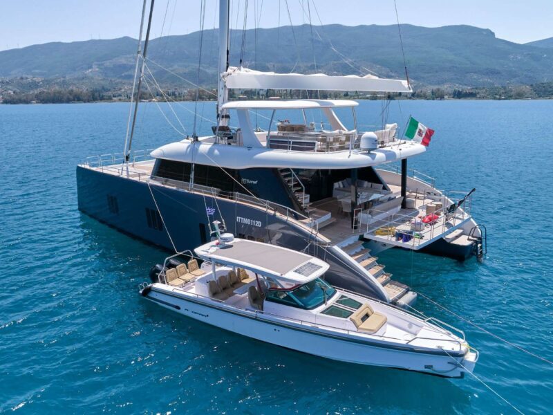 Athens Diamond Cruises Luxury Yacht Charter in Greece